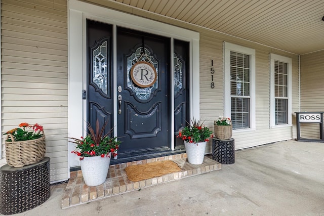 property entrance with a porch
