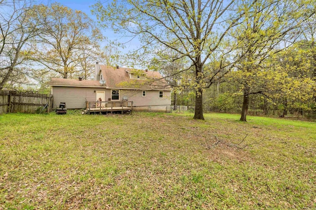 3613 Northlake Rd, Alexander, AR 72002 - view of yard with a deck and fence
