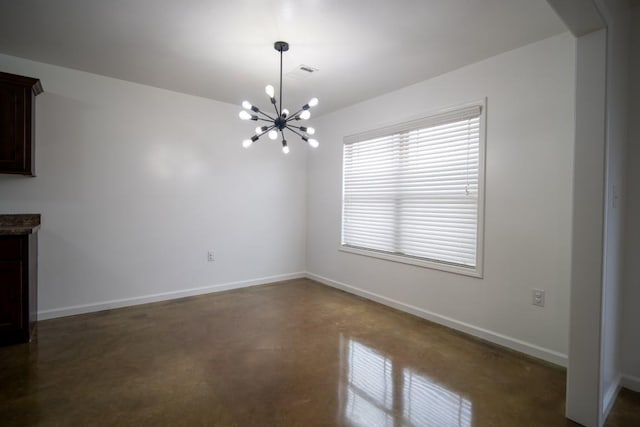 unfurnished dining area with concrete floors, visible vents, baseboards, arched walkways, and a chandelier