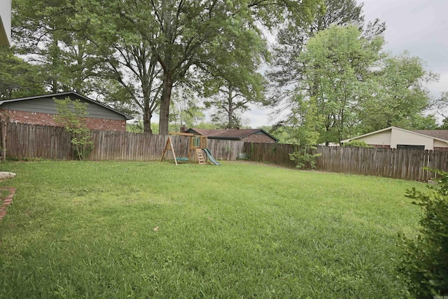 102 Windsor Pl, Hot Springs, AR 71901 - view of yard with a fenced backyard and a playground