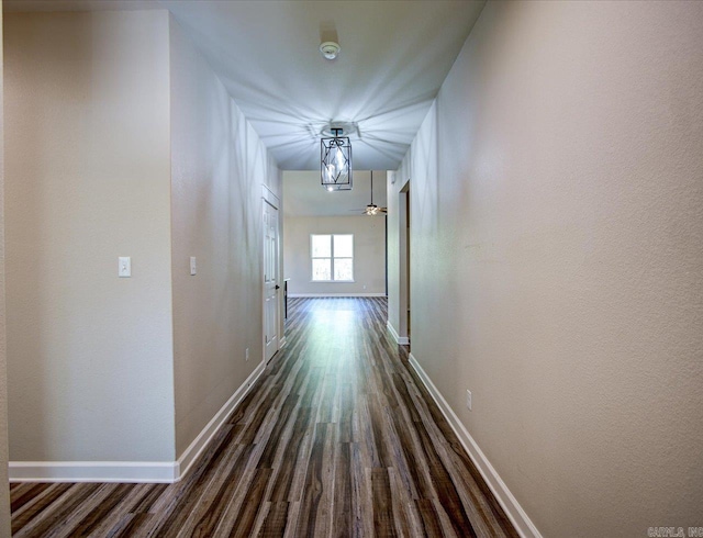 341 Diamondhead Dr, Hot Springs, AR 71913 - corridor featuring dark wood-style floors and baseboards