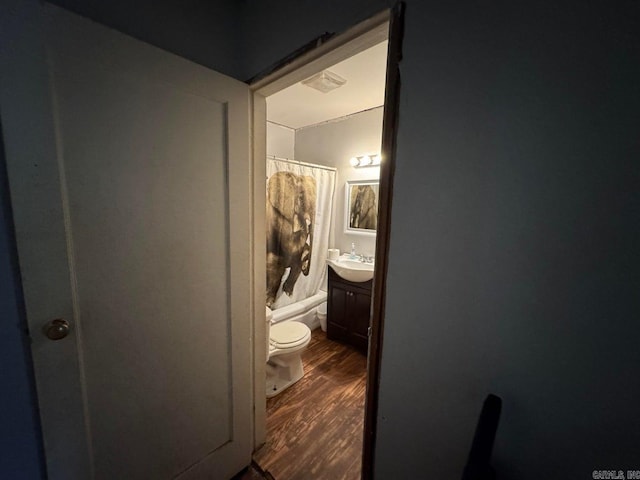 95 Terrafirma Ln, Ash Flat, AR 72513 - full bath featuring vanity, visible vents, toilet, and wood finished floors
