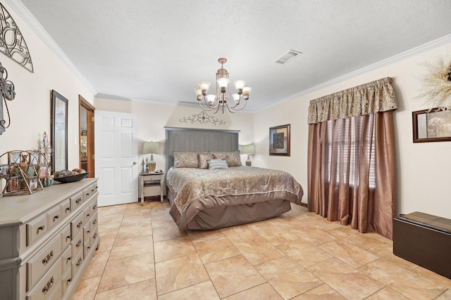 110 N Horatio Homesites Rd, Horatio, AR 71842 - bedroom with ornamental molding, visible vents, a notable chandelier, and a textured ceiling