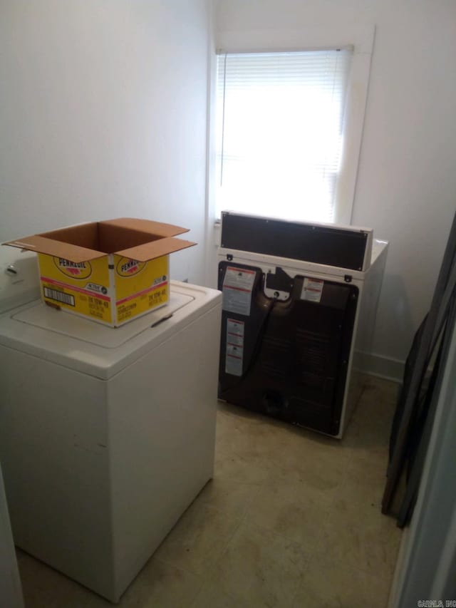 3419 Dr Martin Luther King Dr, Little Rock, AR 72206 - washroom featuring washer / clothes dryer and laundry area