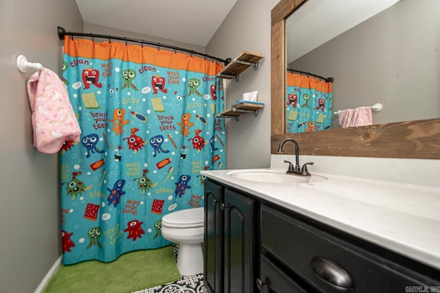 3712 Hazelwood Dr, Benton, AR 72015 - bathroom featuring toilet, a shower with shower curtain, and vanity