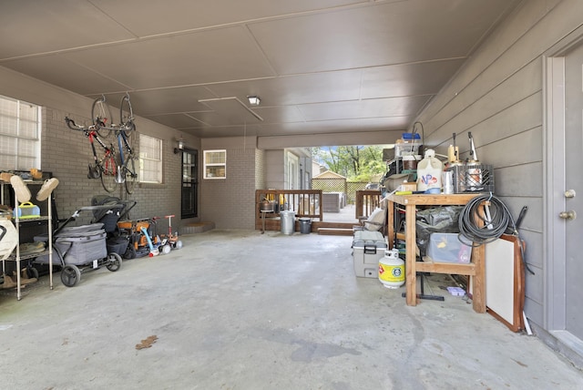5 Huntington Rd, Little Rock, AR 72227 - view of garage