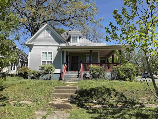 view of front facade featuring covered porch