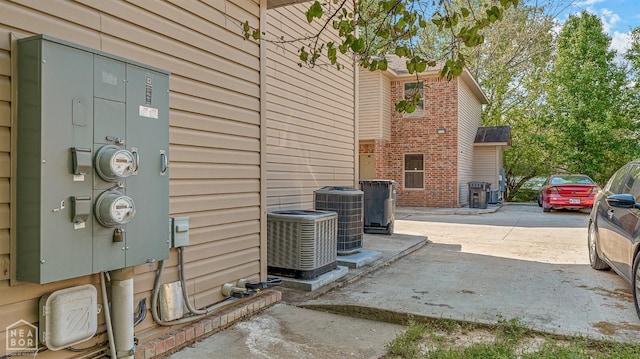 1104 Cartwright, Jonesboro, AR 72401 - view of home's exterior featuring cooling unit