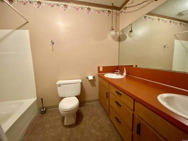 817 Waco St, Camden, AR 71701 - full bath featuring toilet, baseboards, tile patterned floors, a bath, and double vanity