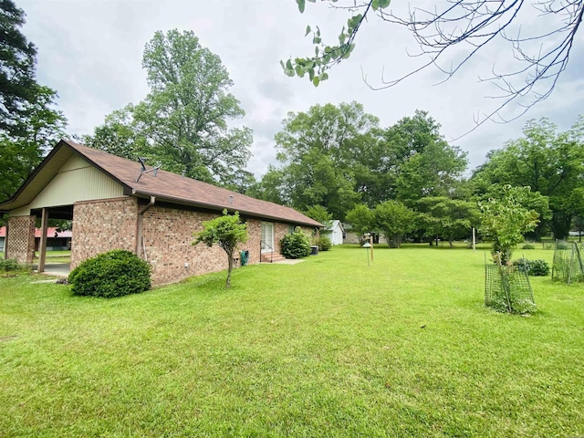 817 Waco St, Camden, AR 71701 - view of grassy yard