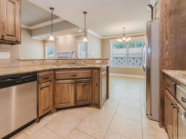 1844 White Oak Cir, Benton, AR 72019 - kitchen with stainless steel appliances, tasteful backsplash, a sink, and crown molding