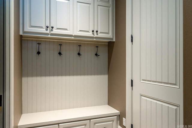 1130 Applewood Dr, Conway, AR 72034 - view of mudroom