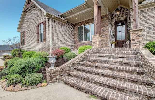 2136 Avondale, Benton, AR 72019 - entrance to property featuring brick siding
