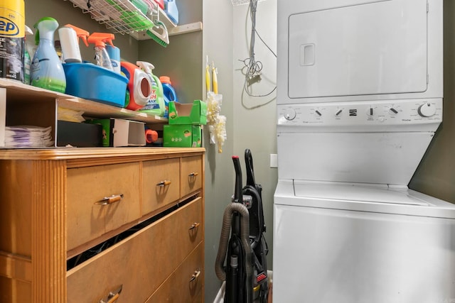 16 Valley Rd, Cabot, AR 72023 - laundry area with stacked washer / dryer and laundry area