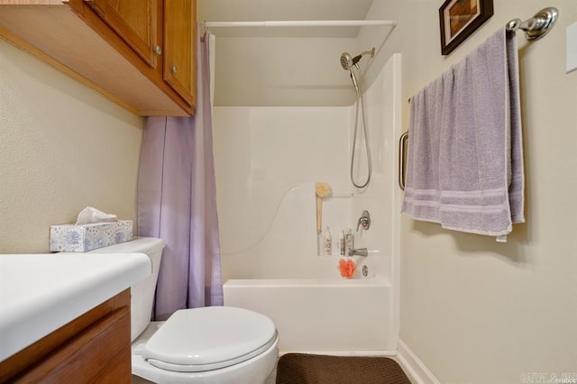 1100 Woodlawn Ave Unit K-61, Hot Springs, AR 71913 - bathroom with toilet, shower / bathtub combination with curtain, and vanity