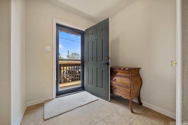 1100 Woodlawn Ave Unit K-61, Hot Springs, AR 71913 - entrance foyer featuring light tile patterned floors and baseboards