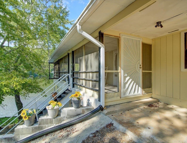 view of property entrance