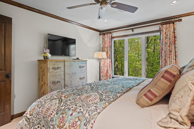 bedroom with recessed lighting, carpet flooring, crown molding, and ceiling fan
