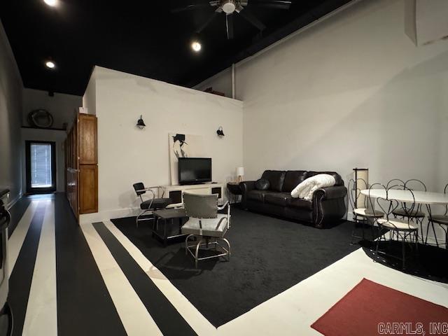 107 N Marr St, Pocahontas, AR 72455 - living room featuring a towering ceiling and ceiling fan