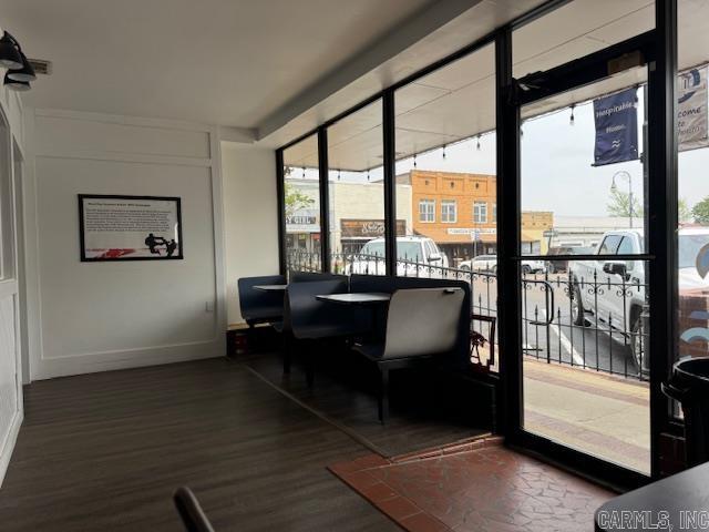 107 N Marr St, Pocahontas, AR 72455 - view of sunroom / solarium