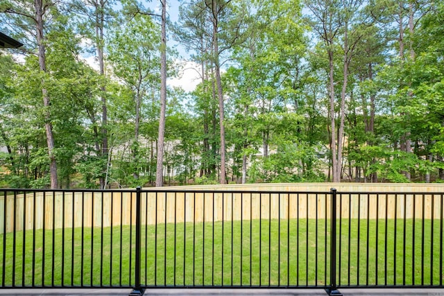 219 Abington Cir, Little Rock, AR 72223 - view of yard featuring fence