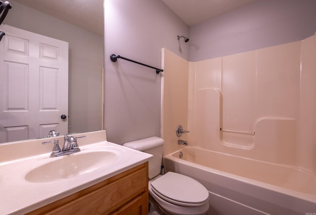 full bath with shower / bathing tub combination, toilet, and vanity