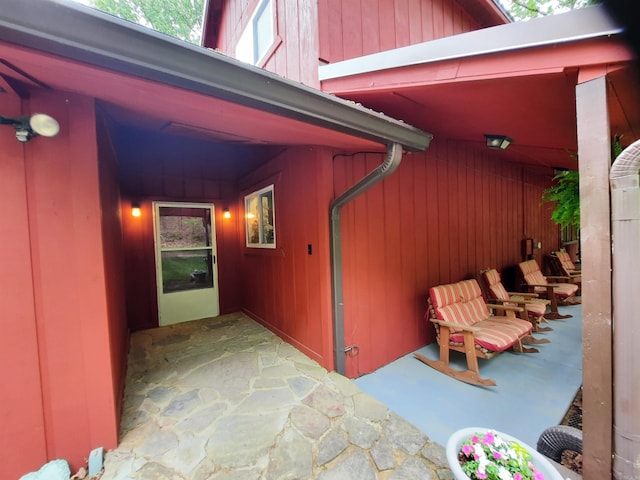 3986 Oak Grove Loop, Mountain View, AR 72560 - view of exterior entry featuring a patio