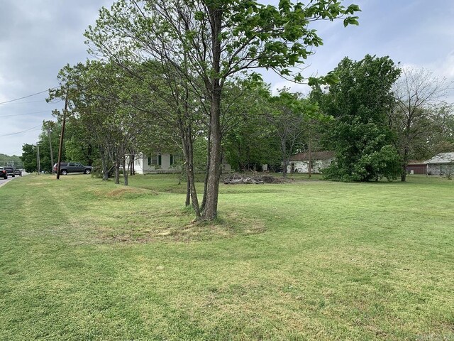 1315 E 16th St, Russellville, AR 72802