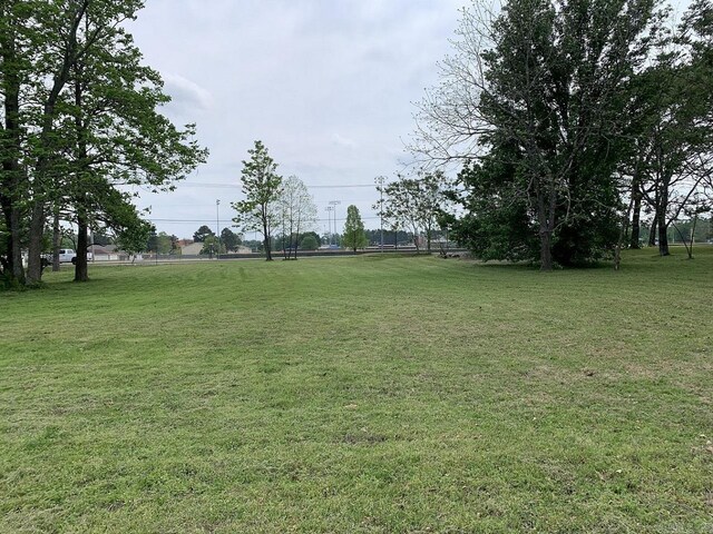 1315 E 16th St, Russellville, AR 72802