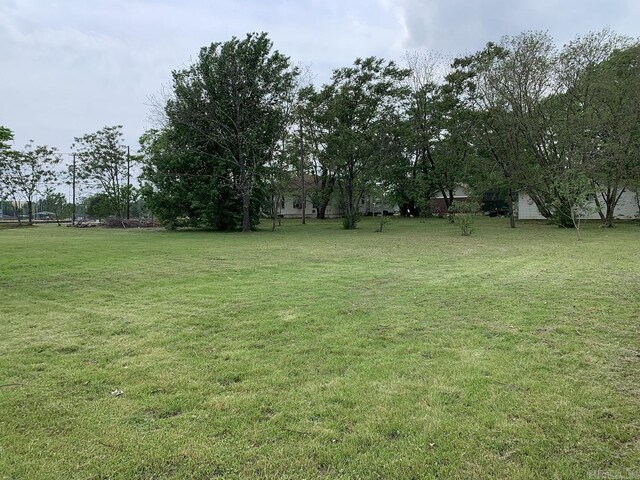 1315 E 16th St, Russellville, AR 72802