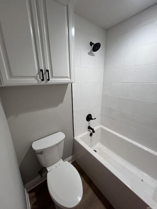 4406 Magee Dr, Texarkana, AR 71854 - full bath with baseboards, toilet, and bathtub / shower combination