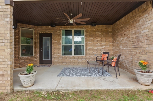 view of patio featuring a ceiling fan