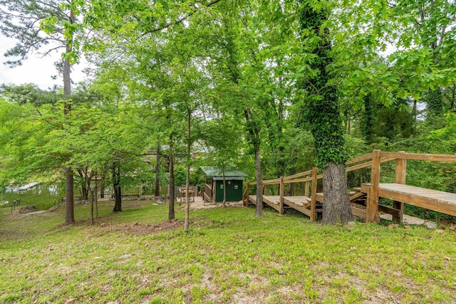 539 Burchwood Bay Rd, Hot Springs, AR 71913 - view of yard with an outdoor structure and a storage shed