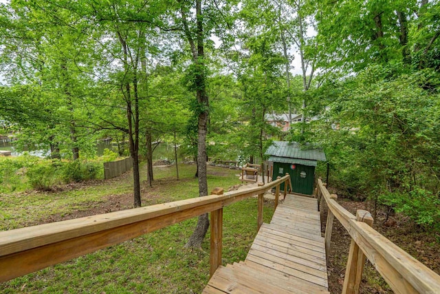 539 Burchwood Bay Rd, Hot Springs, AR 71913 - exterior space featuring a shed and an outbuilding