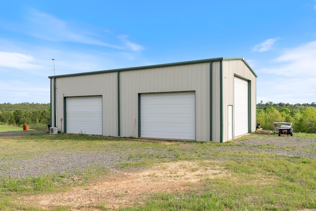 view of detached garage
