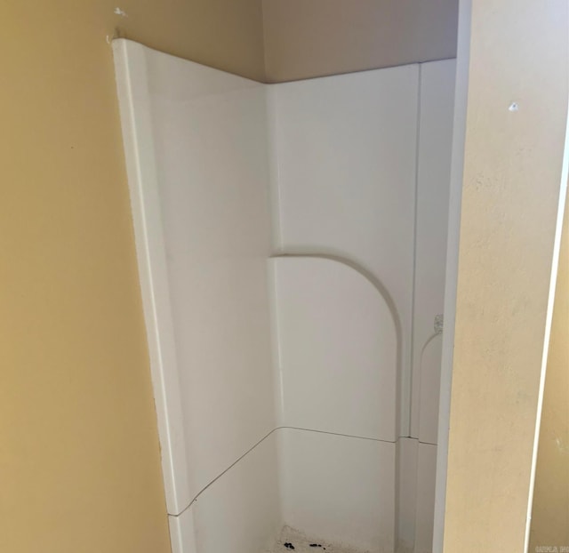 307 E Center Ave, Searcy, AR 72143 - interior space