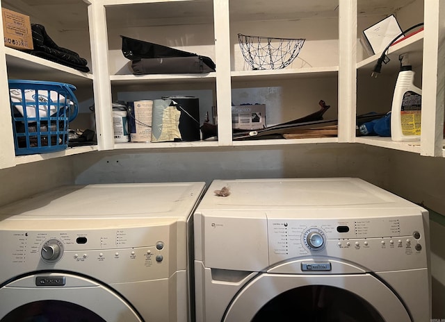 190 E Poplar St, Piggott, AR 72454 - laundry area with independent washer and dryer and laundry area