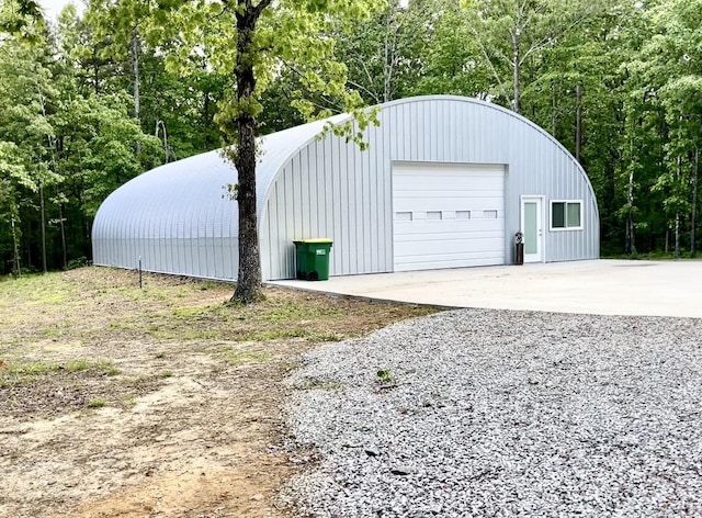view of detached garage