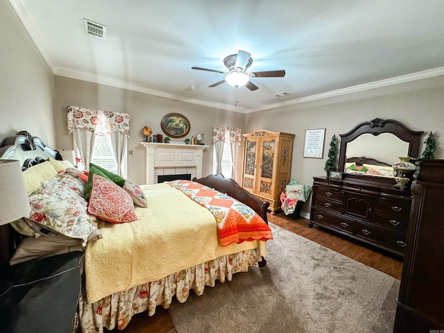 7 Samantha Cir, Searcy, AR 72143 - bedroom featuring crown molding, visible vents, wood finished floors, and multiple windows