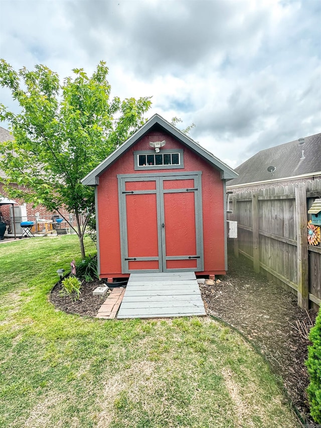 7 Samantha Cir, Searcy, AR 72143 - view of shed with fence