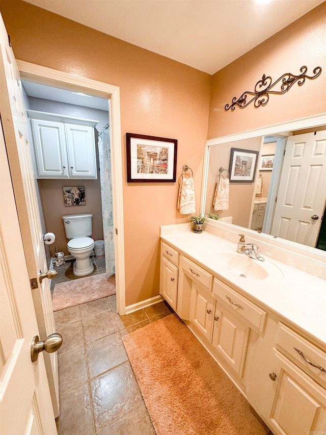 7 Samantha Cir, Searcy, AR 72143 - bathroom with baseboards, toilet, and vanity