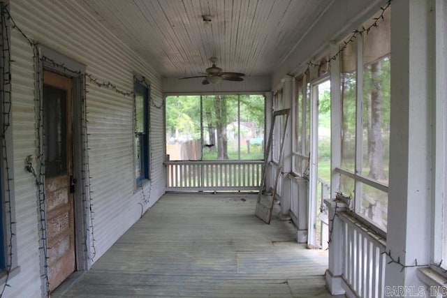 deck featuring ceiling fan
