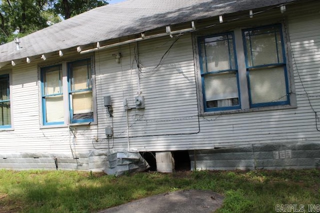 view of side of property