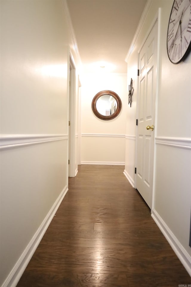 3302 Willow Ln, Paragould, AR 72450 - corridor with dark wood-style flooring, baseboards, and ornamental molding