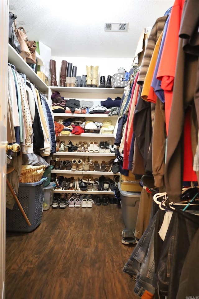 3302 Willow Ln, Paragould, AR 72450 - walk in closet featuring wood finished floors and visible vents
