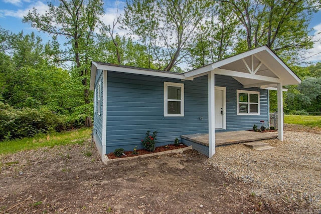 view of front of home with covered porch