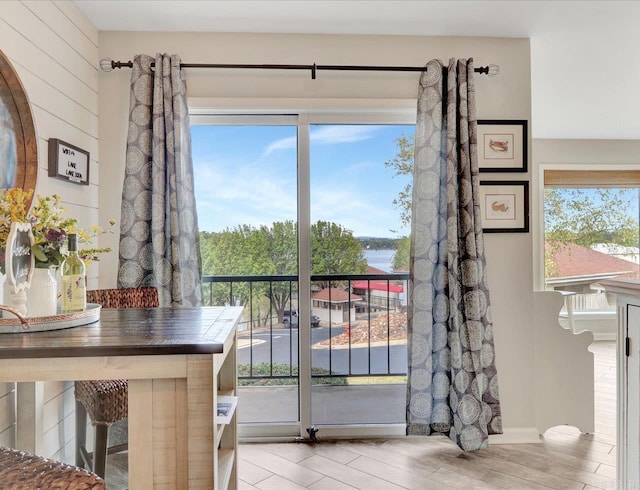 101 Long Island Dr Unit 1004, Hot Springs, AR 71913 - doorway to outside featuring wood finished floors