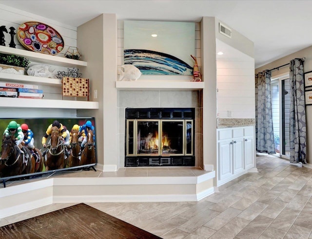101 Long Island Dr Unit 1004, Hot Springs, AR 71913 - living room with visible vents and a fireplace