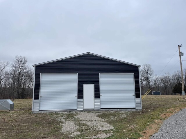 view of detached garage