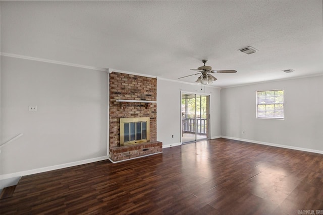 unfurnished living room featuring visible vents, ornamental molding, wood finished floors, baseboards, and ceiling fan